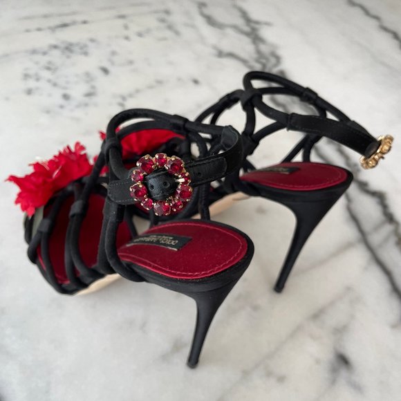 Dolce & Gabbana Satin Strappy Sandals with Flower - Picture 8 of 15